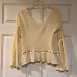 Long wide sleeve shirt